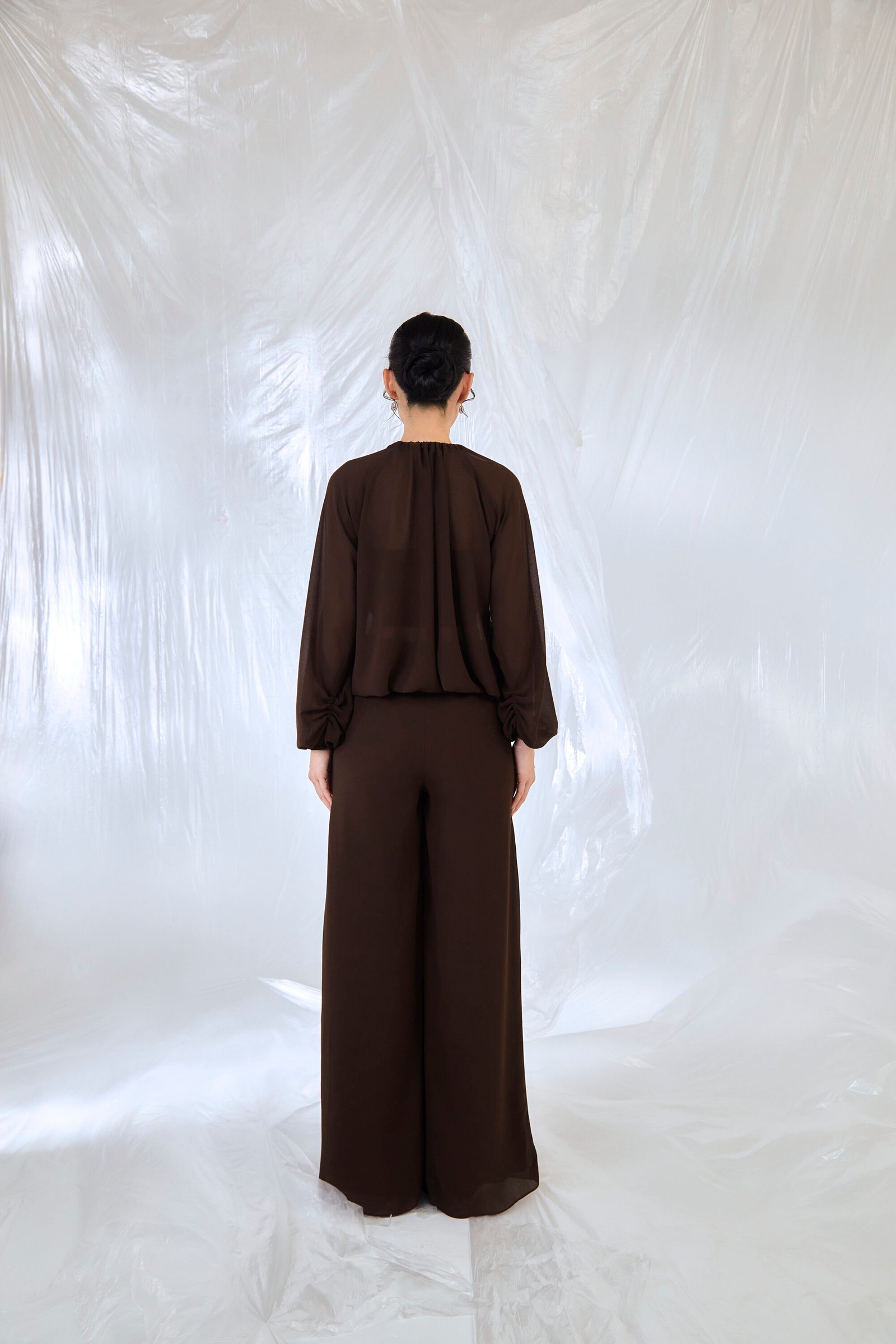 Noir Brun In Deep Brown